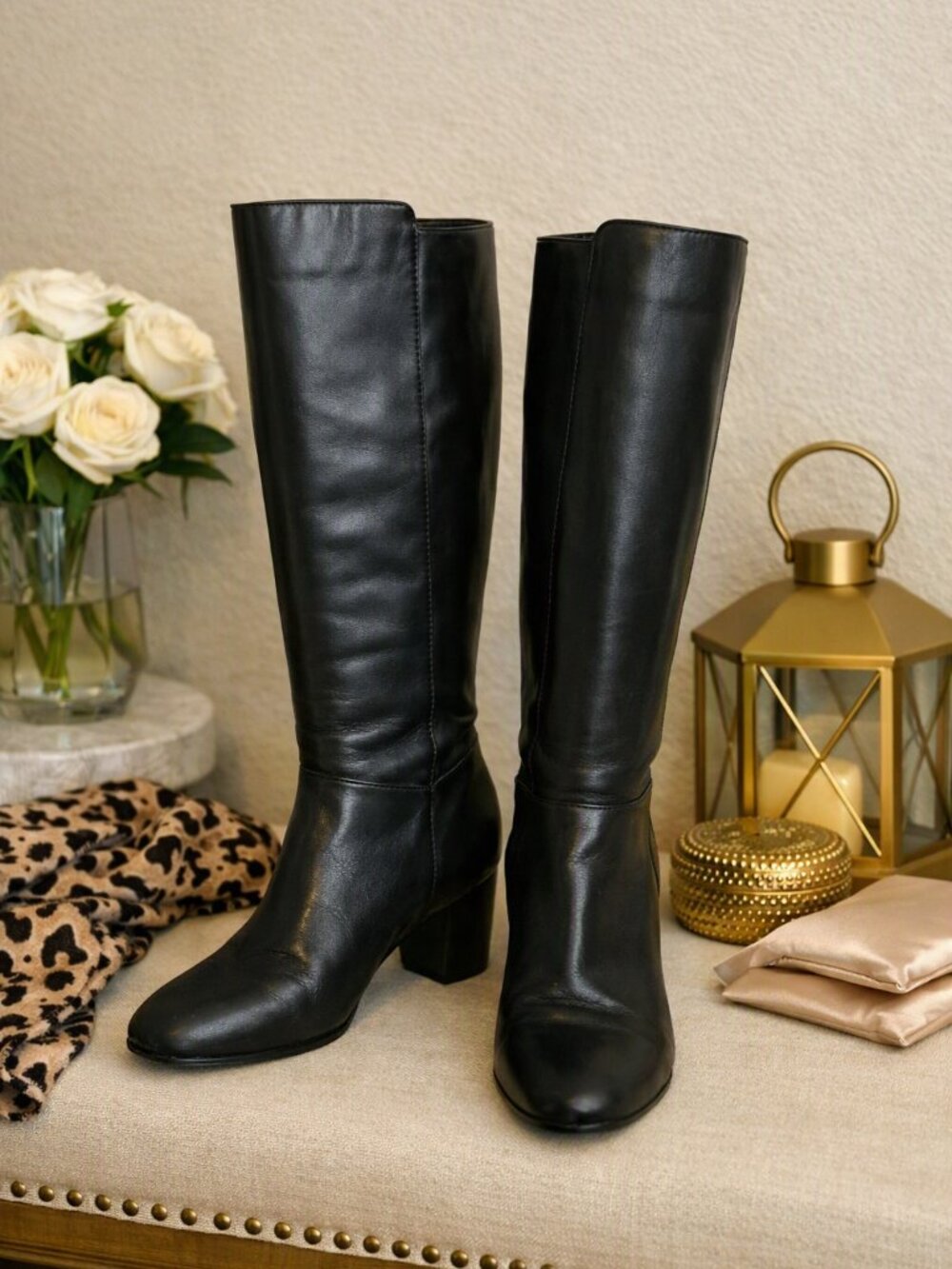 Vintage early 2000s Arturo Chiang Black Leather knee high, high heel 9M